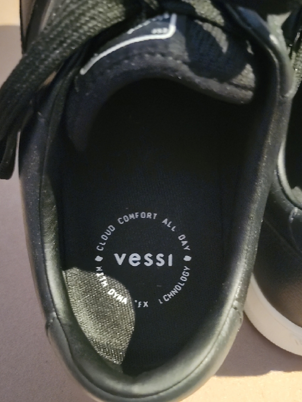 Vessi Courtside Classic Waterproof 💧 Low-Top Sneakers, Mens Size 10 - Picture 9 of 16